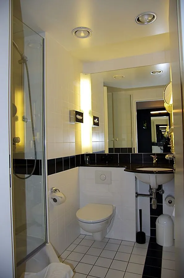 Intercityhotel Frankfurt Airport Франкфурт-на-Майне Германия