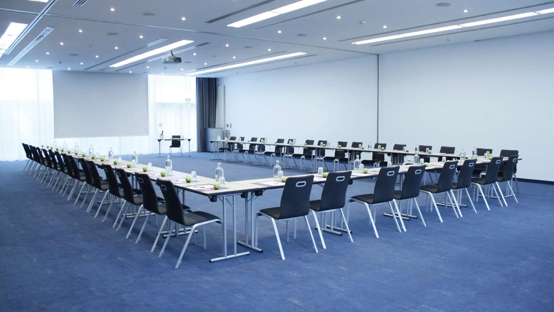 IntercityHotel Frankfurt Airport Frankfurt am Main